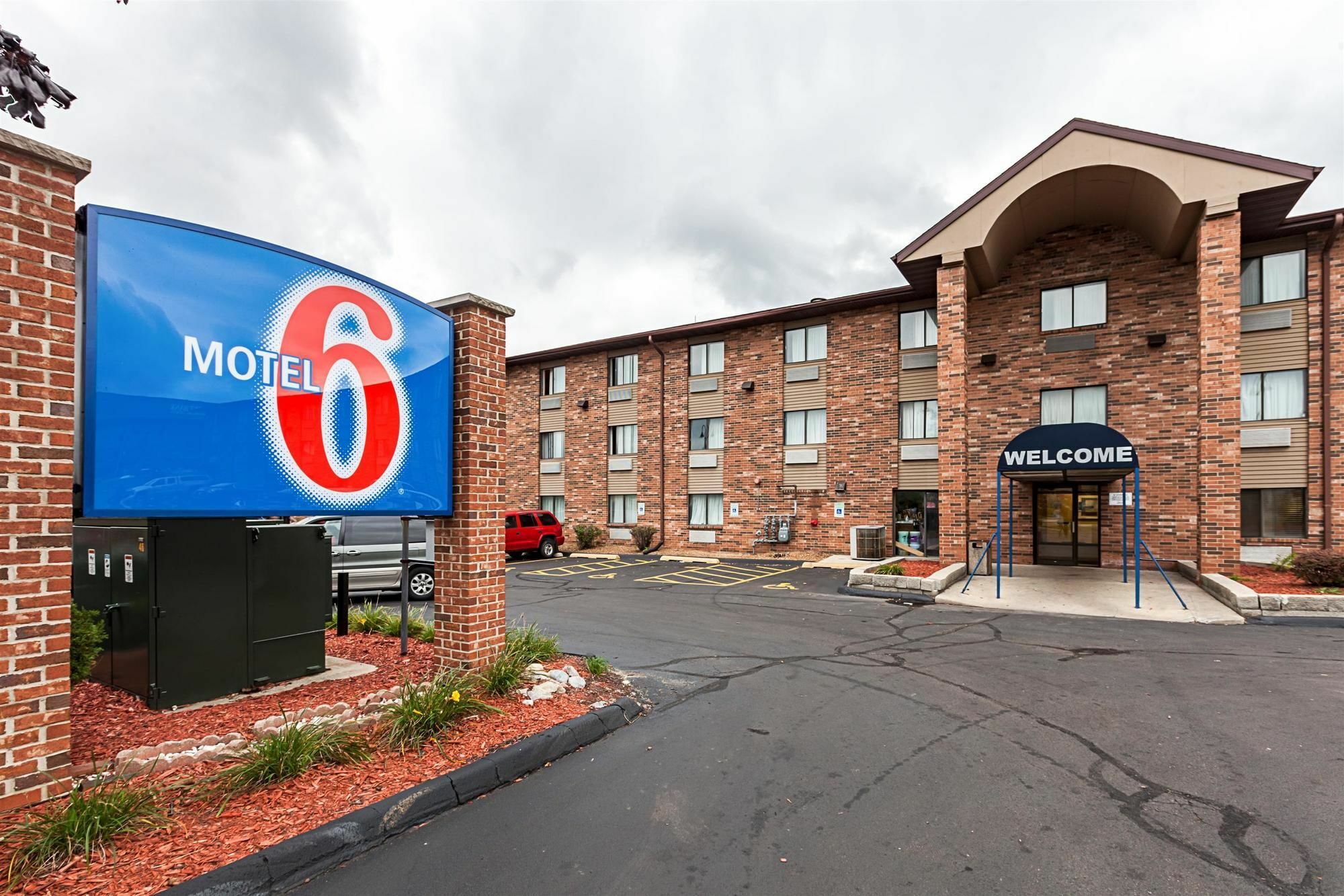 Motel 6-Milwaukee, Wi - Glendale Buitenkant foto
